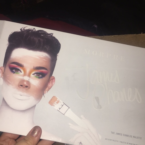 Morphe x James Charles Palette - Picture 4 of 4